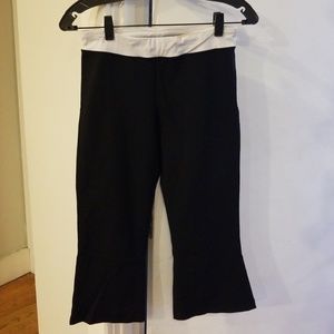 Lululemon capris with slit
